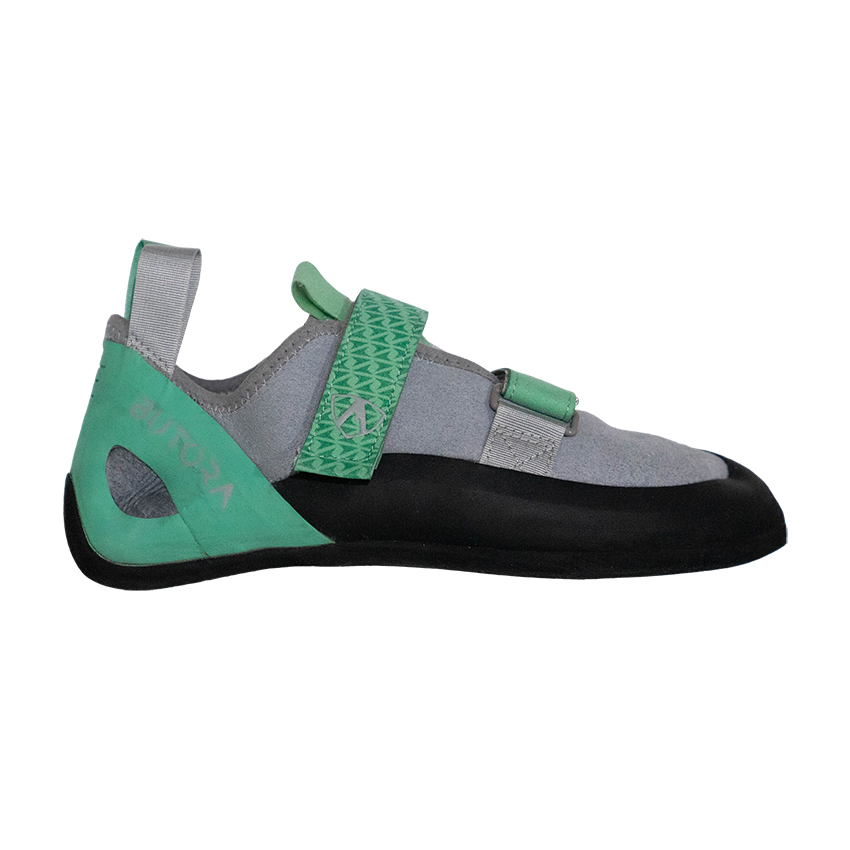 All round climbing shoe with flat, neutral