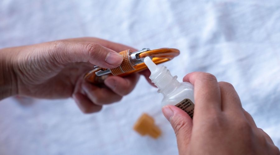 lubing up carabiner